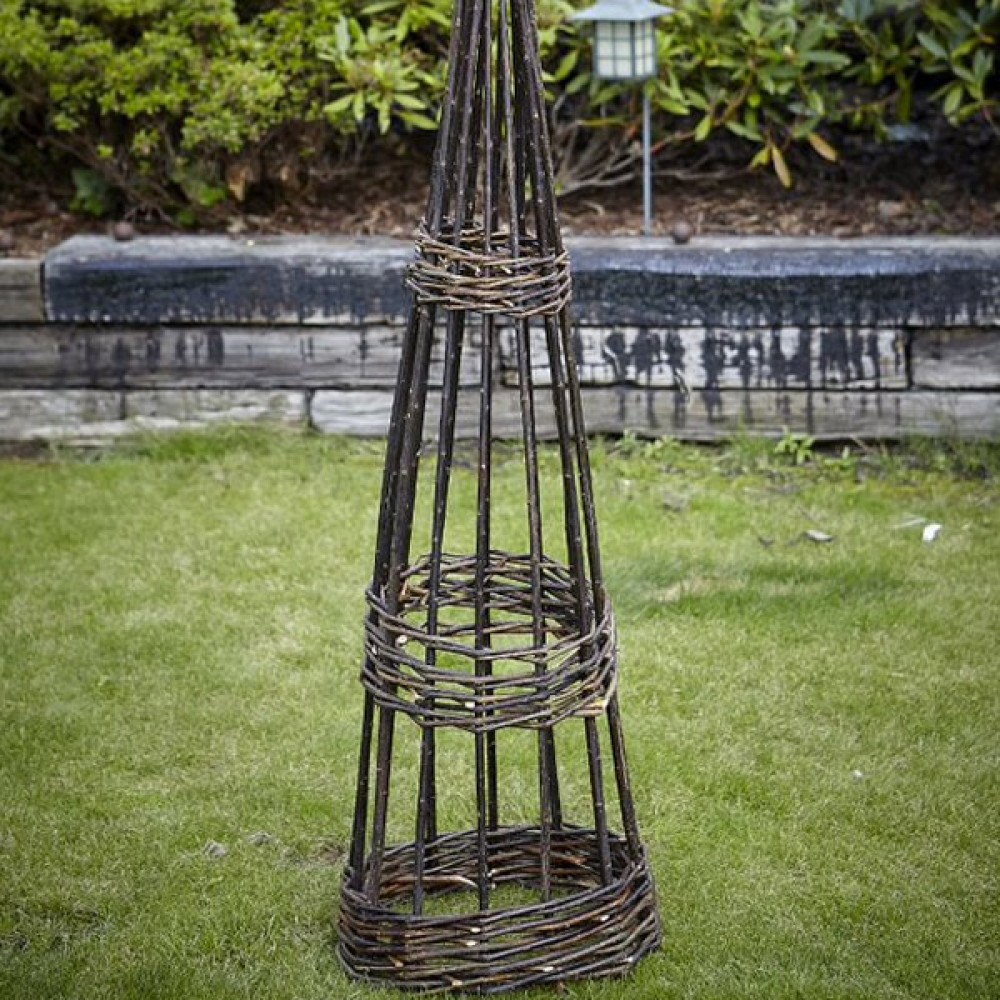 Tom Chambers Willow Banded Obelisk