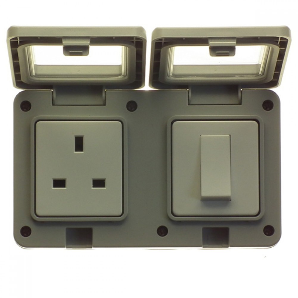 Powermaster 1 Gang Outdoor Damp Proof Switch & Single Socket | 1822-10