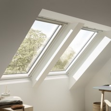 Velux Ggu Mk04 0070 Centre-pivot 78 X 98 White Polyurethane 2x Glazed