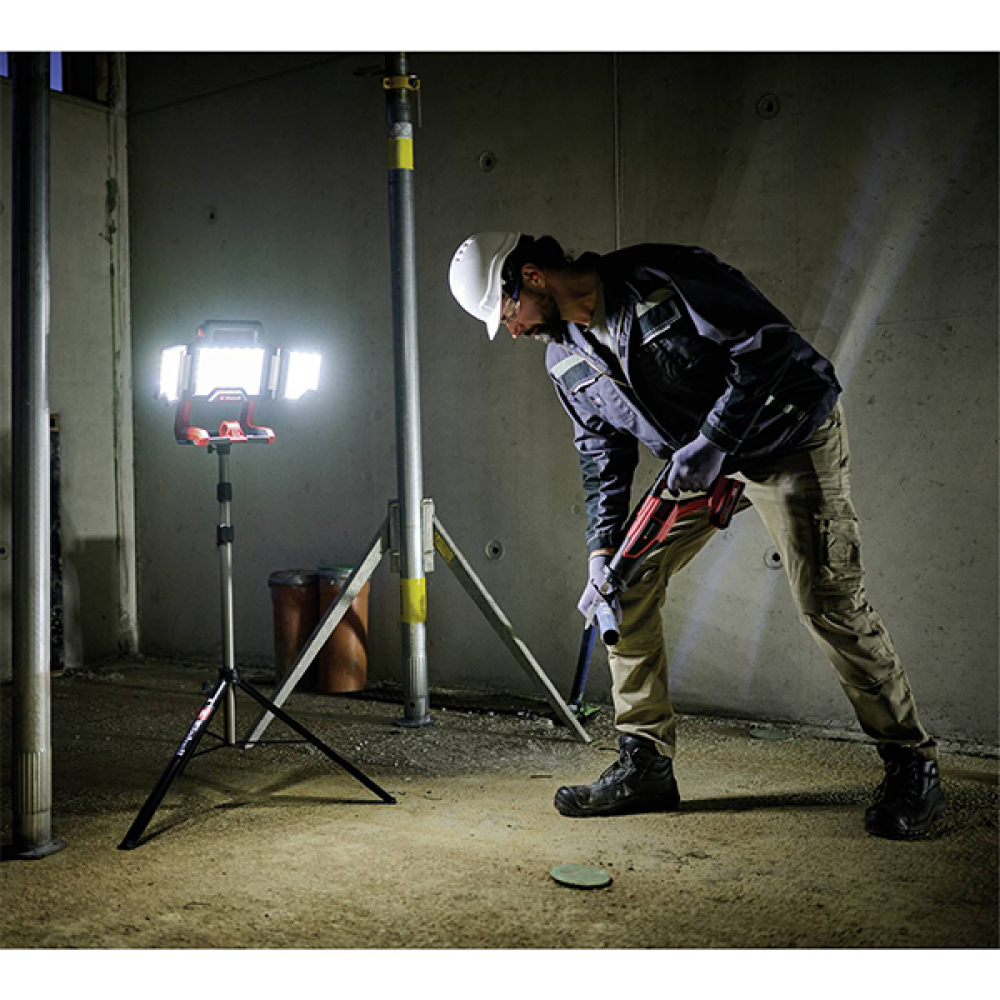 Telescopic Tripod Worklight (85-170mm)
