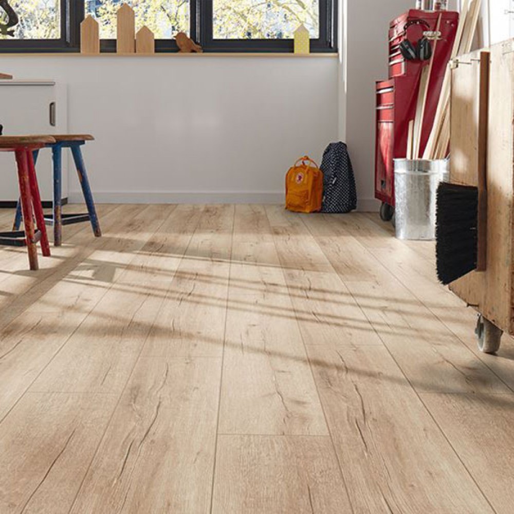 Robusto 12mm Rip Oak Nature Laminate Floor | AC5 | 1.55yd²