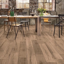 Canadia Wild West Oak Long Laminate Floor | 12mm | K224 | 2.32YD²