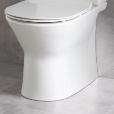 RT Large Maria Flush Close Couple Pan