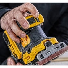 Dewalt 18v Xr Brushless 1/4 Sheet Orb Sander Bare