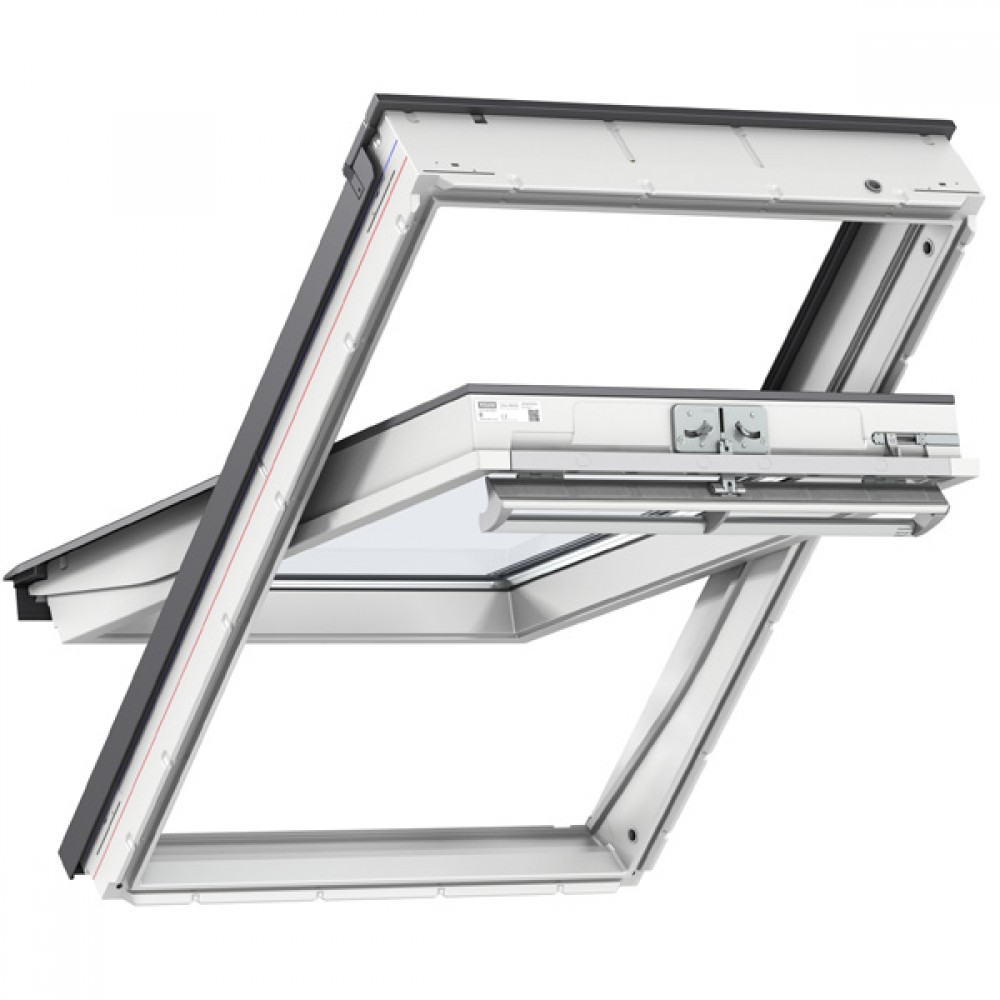 Velux Centre-Pivot Roof Window | GGL | White Painted Finish