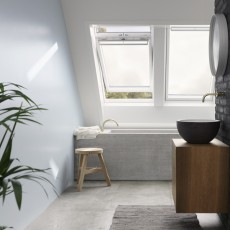 Velux Centre-Pivot Roof Window | GGL | White Painted Finish